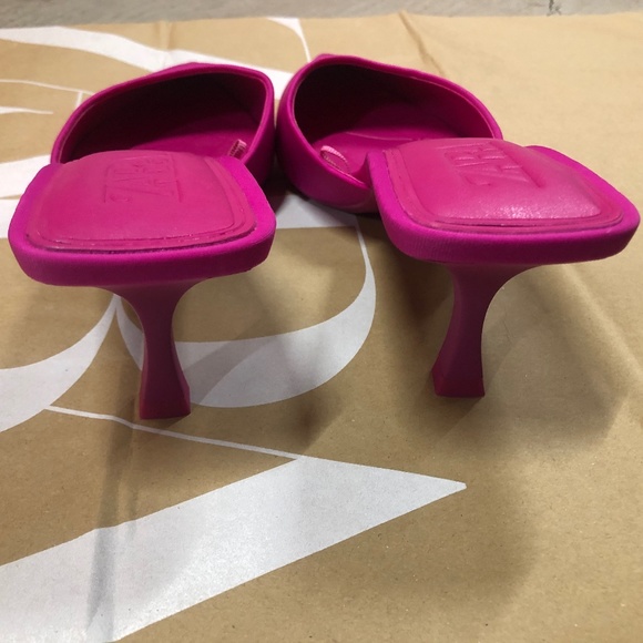💗💗💗 ZARA Pointed toe Pink Nylon Heeled Mules Shoes, 40 - Picture 3 of 5